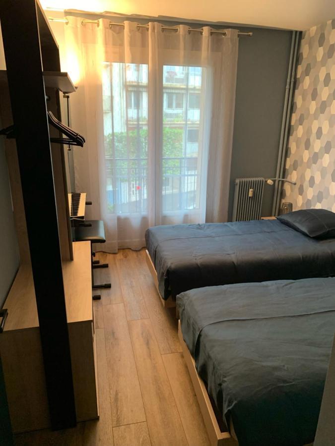 Au Coeur De Lisieux 83 M2 Et Vue Sur La Basilique Appartement Buitenkant foto