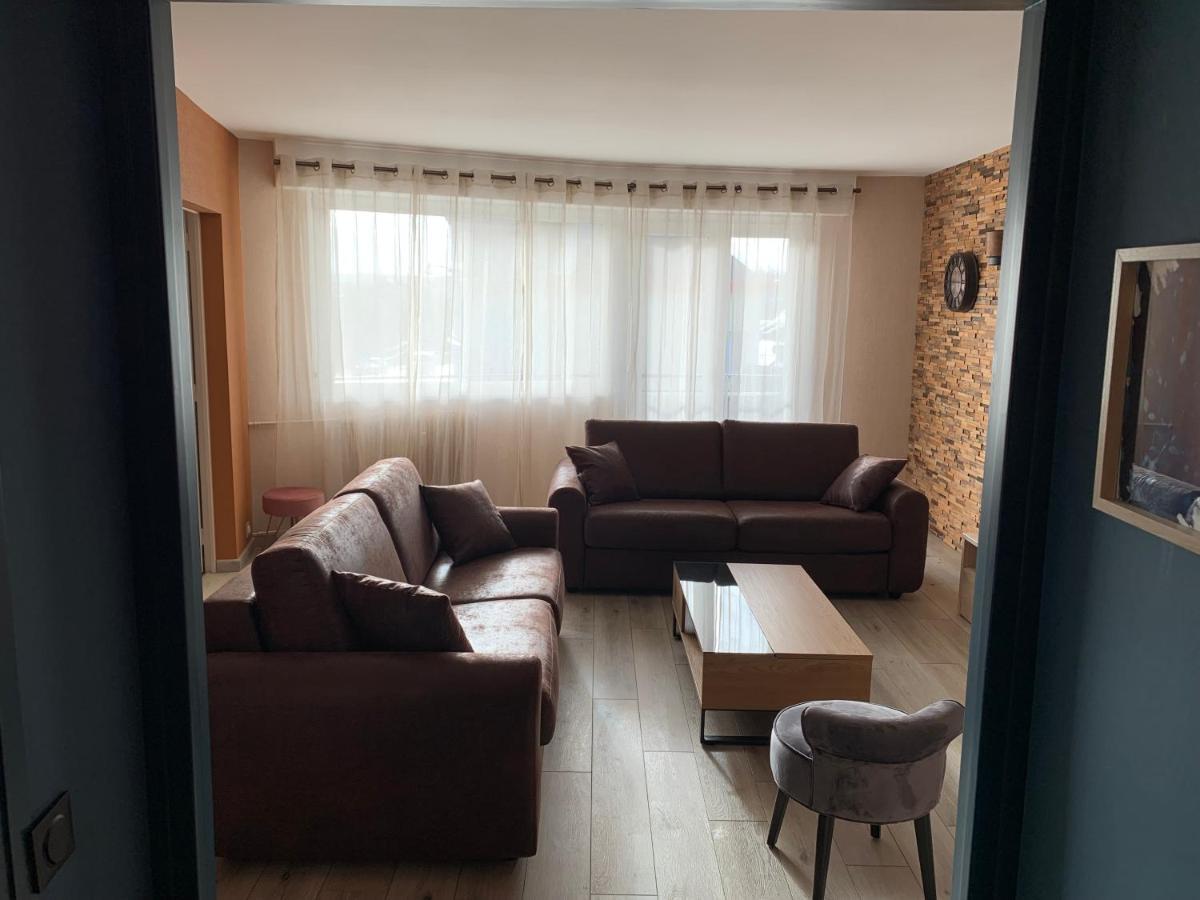 Au Coeur De Lisieux 83 M2 Et Vue Sur La Basilique Appartement Buitenkant foto