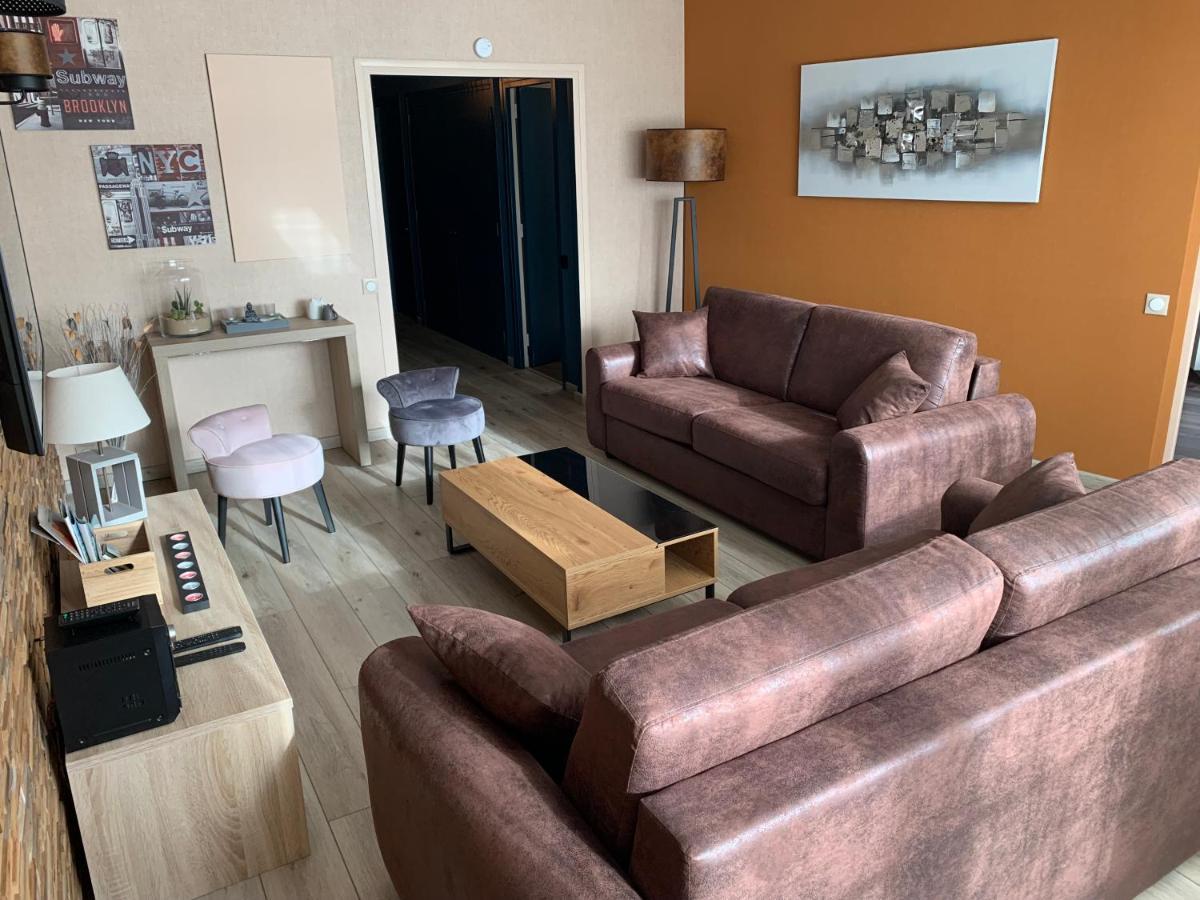 Au Coeur De Lisieux 83 M2 Et Vue Sur La Basilique Appartement Buitenkant foto